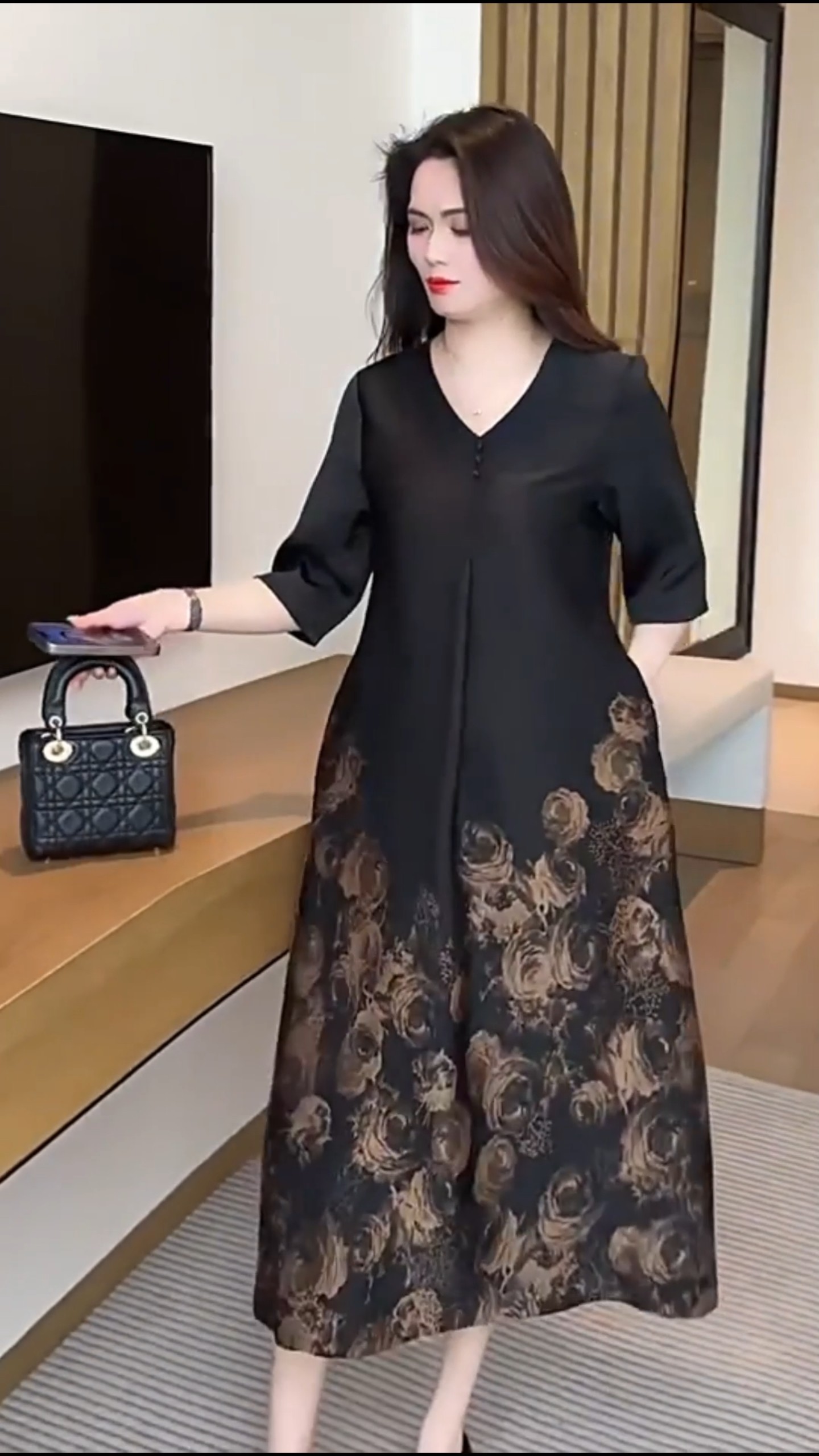 ĐẦM NHẬP KHẨU CAO CẤP DÁNG XÒE CHỮ A IN HỌA TIẾT SANG TRỌNG - MS1989