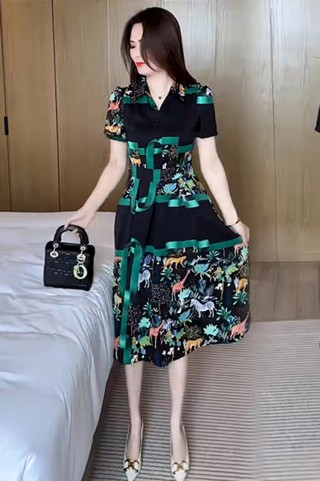 ĐẦM DÁNG DÀI CỔ SƠ MI HỌA TIẾT THÚ - MS1977